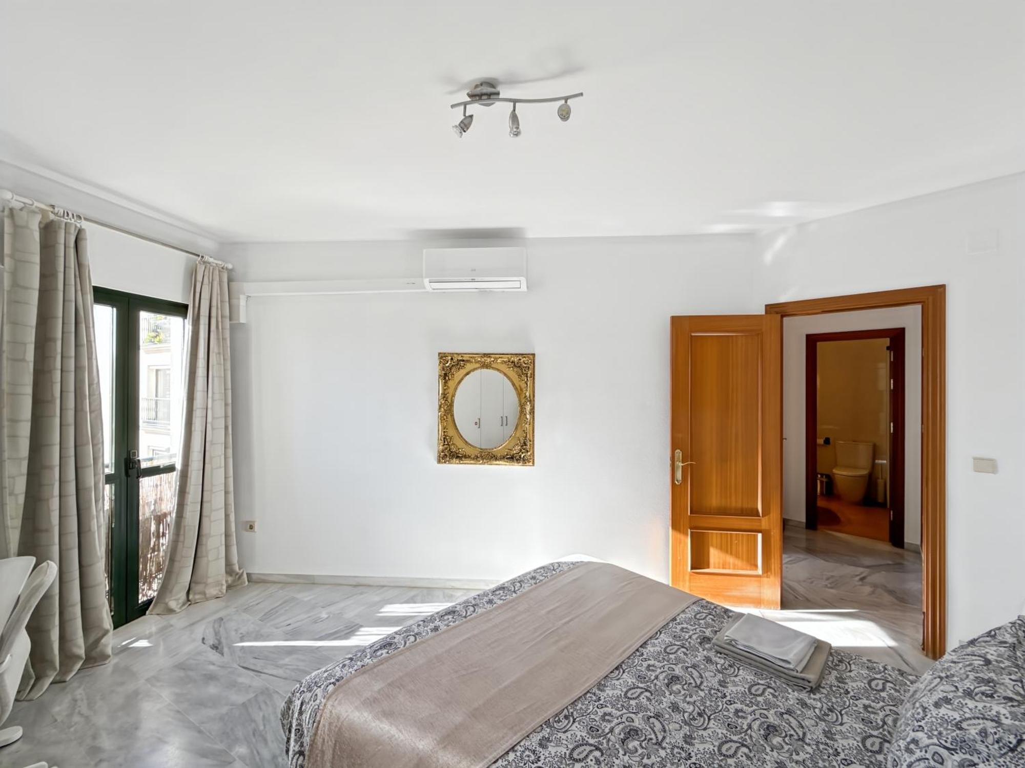 Exclusive Malaga Apartments With Cathedral Views And Auto Check-In Esterno foto